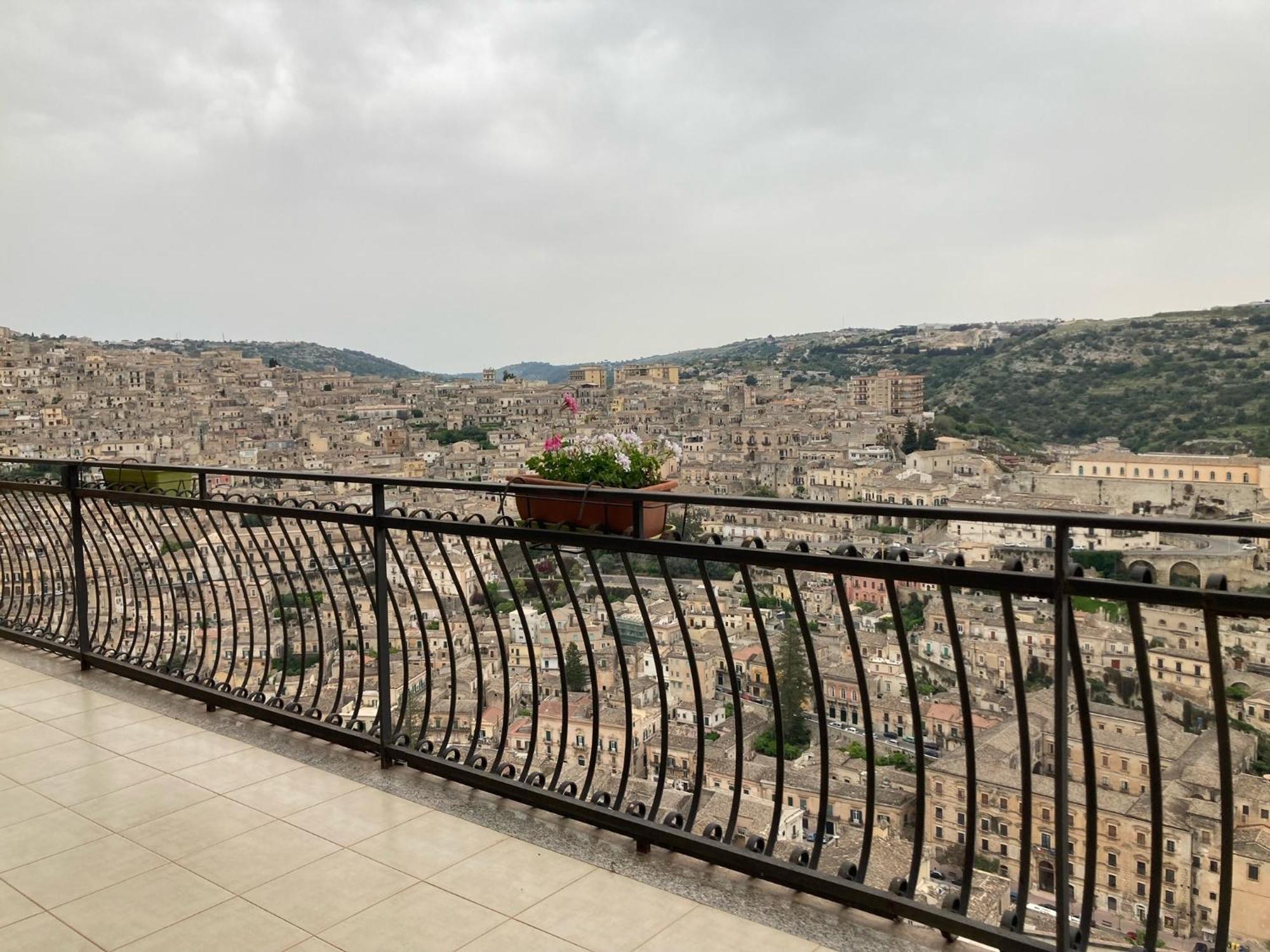 B&B La Terrazza Dell'Itria Modica Bagian luar foto