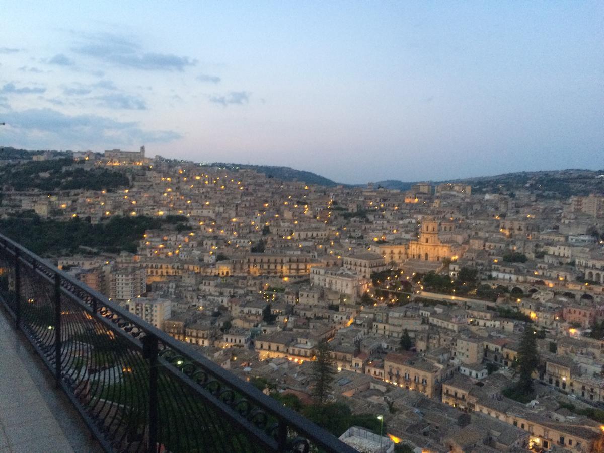 B&B La Terrazza Dell'Itria Modica Bagian luar foto