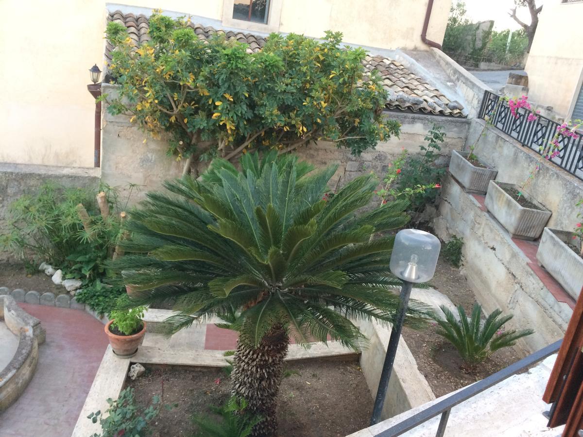 B&B La Terrazza Dell'Itria Modica Bagian luar foto